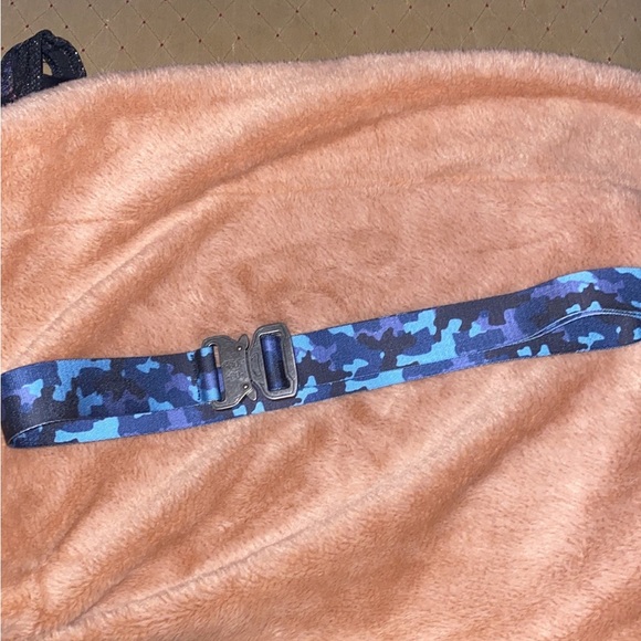 Blackmilk Blue Camo Utility Buckle Belt - Picture 6 of 6